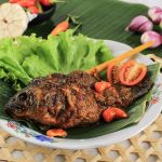 Resep Ikan Ayam Ayam Panggang dengan Bumbu Pesmol