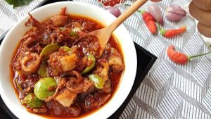 Resep Sambal Cumi Segar, Membuat Makan Malam Lebih Nikmat