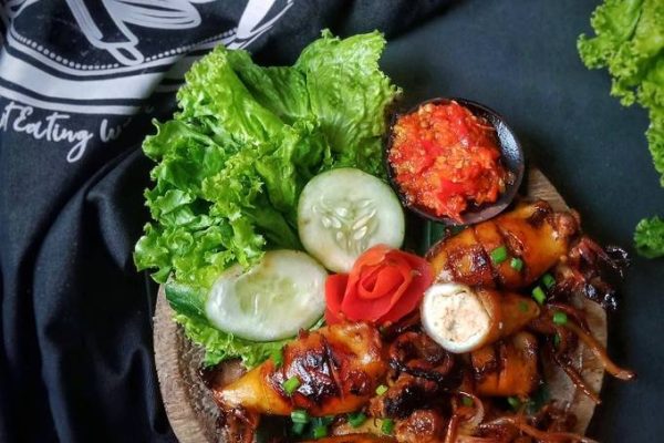 Resep Cumi Bakar Isi Tahu Telur, Kreasi Masakan Seafood