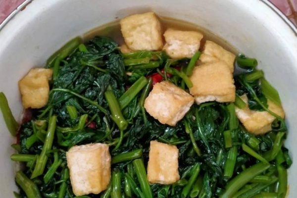 Resep Tumis Kangkung Tahu ala Restoran