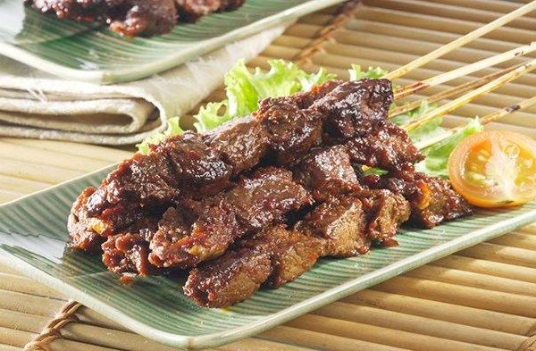 Resep Sate Sapi Empuk dengan Bumbu Ketumbar Juicy