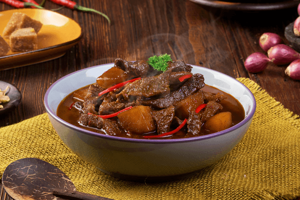 Semur Daging Sapi Praktis ala Bango: Empuk dan Kaya Rasa
