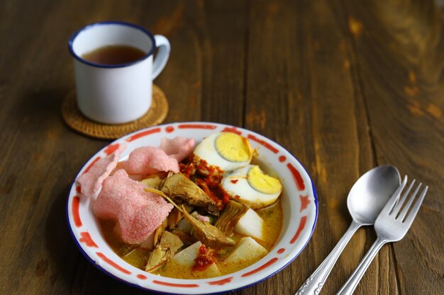 Resep Ketupat Sayur Padang: Sarapan Spesial Weekend
