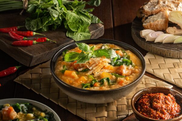 Resep Bubur Tinutuan Manado yang Sehat dan Bergizi