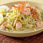 Mie Celor Palembang: Mie Kuah Kental Khas yang Lezat