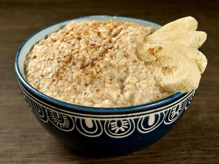 Oatmeal Porridge: Sarapan Sehat dan Mengenyangkan