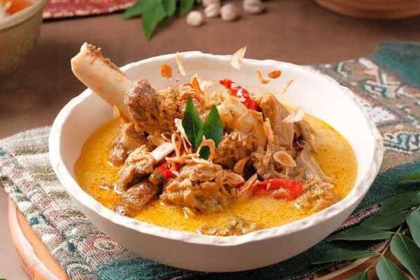 Gulai Kambing: Hidangan Gurih Kaya Rempah Nusantara