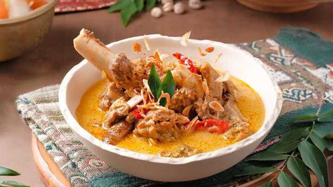 Gulai Kambing: Hidangan Gurih Kaya Rempah Nusantara