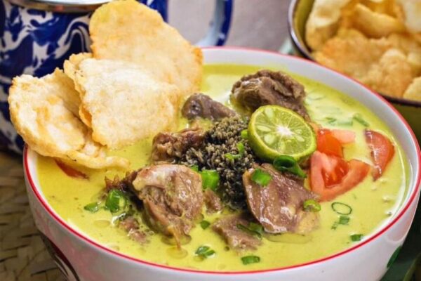 Soto Kuning Bogor: Cita Rasa Gurih Khas Kota Hujan