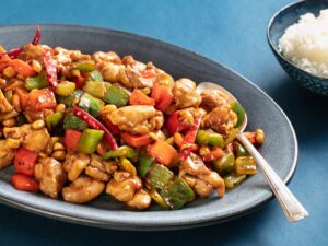 Chicken Kung Pao: Pedas Gurih Khas Sichuan