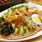 Gado-Gado Jawa Timur: Bumbu Kacang Kental, Rasa Medok