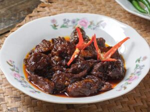 Krengsengan Daging – Gurih Pedas Khas Jawa