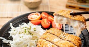 Katsu Menchi Isi Keju, Renyah di Luar Lumer di Dalam