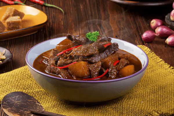 Resep Semur Daging Betawi untuk Kumpul Keluarga
