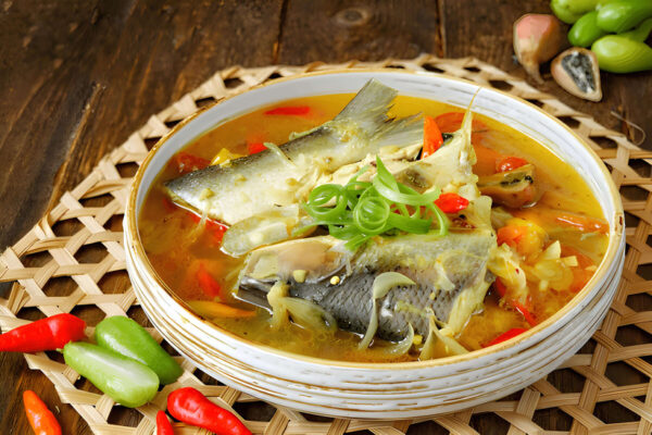 Resep Bau Peapi Ikan Bandeng dengan Kuah Kuning Nikmat